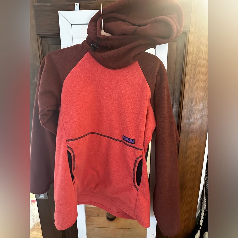 Melanzana excellent condition women’s small wind pro hoodie